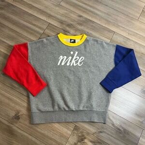Nike Embroidered Grey Athletic Workout Pullover Women Medium